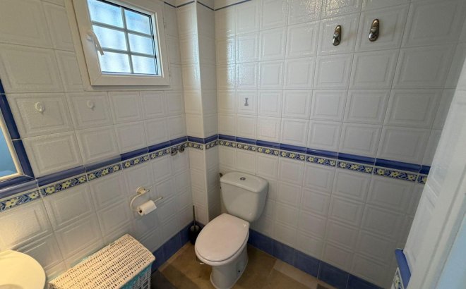 Herverkoop - Semi Detached -
Orihuela Costa - Playa Flamenca