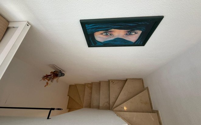 Herverkoop - Semi Detached -
Orihuela Costa - Playa Flamenca