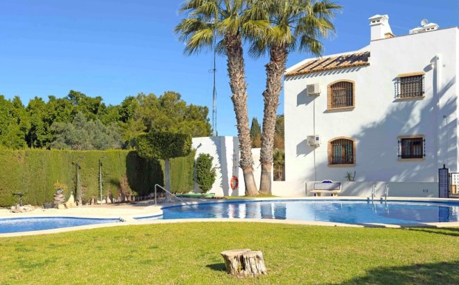 Resale - Town House -
Orihuela Costa - Costa Blanca