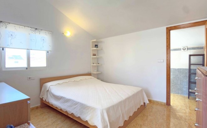 Resale - Town House -
Orihuela Costa - Costa Blanca