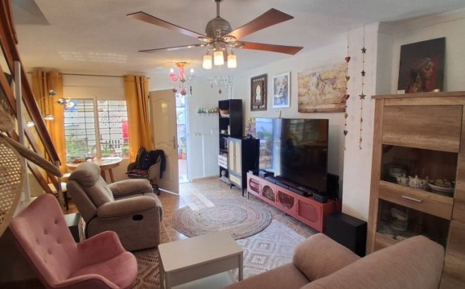 Resale - Dúplex -
Torrevieja - Costa Blanca