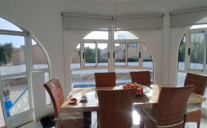 Resale - Villa -
Rojales - Inland