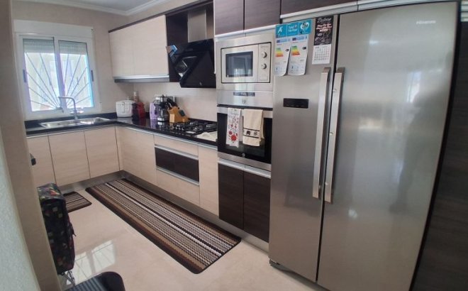 Resale - Villa -
Rojales - Inland