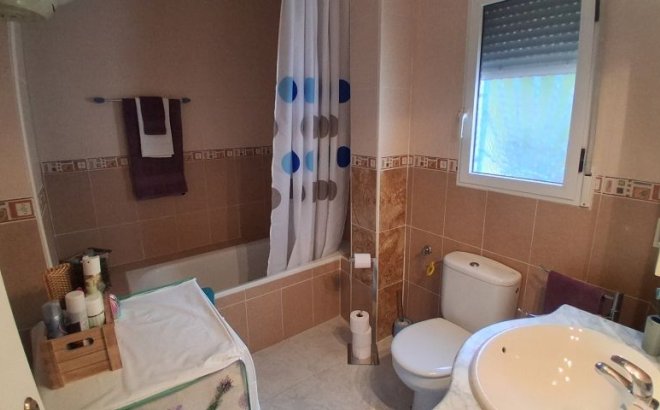 Resale - Villa -
Rojales - Inland