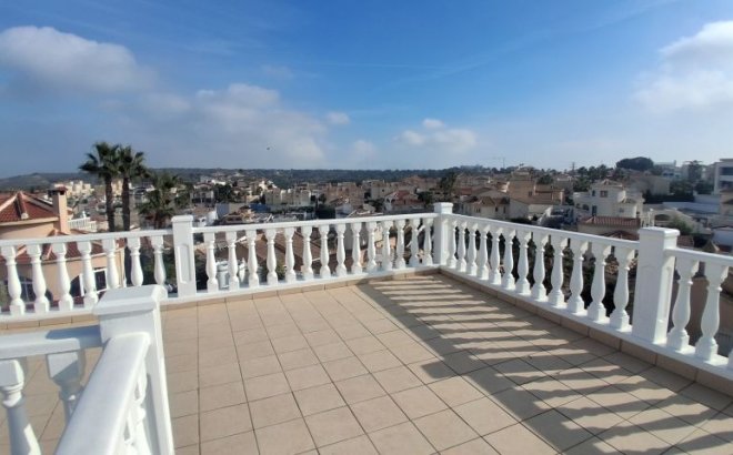 Resale - Villa -
Rojales - Inland