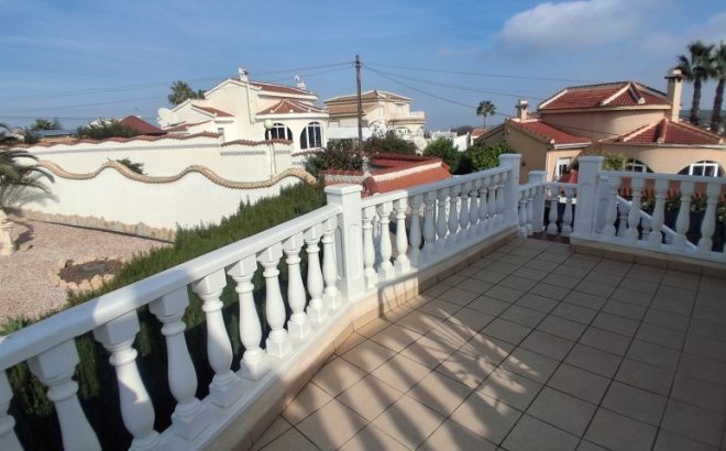 Resale - Villa -
Rojales - Inland