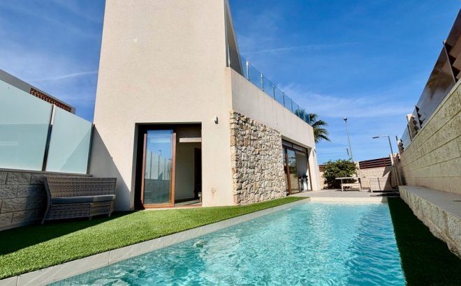Resale - Villa -
Benijofar - Costa Blanca
