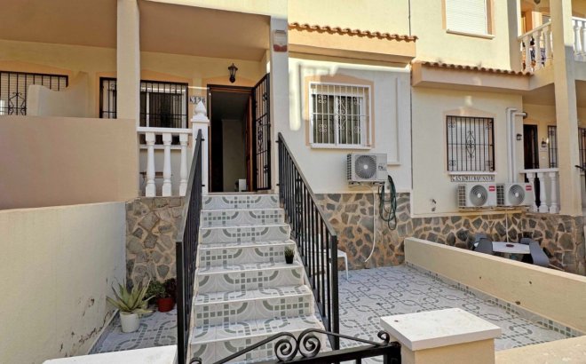 Resale - Apartment -
Orihuela Costa - Costa Blanca