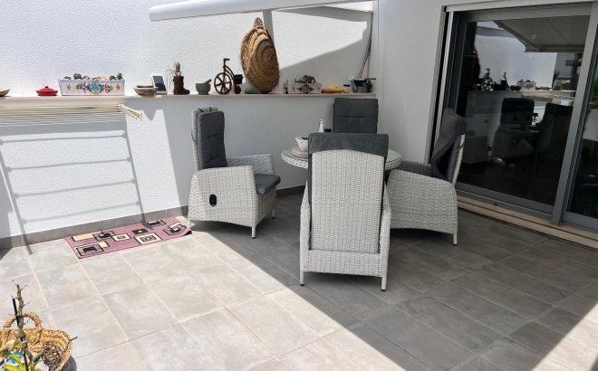 Resale - Apartment -
Vistabella Golf Entre Naranjos - Inland