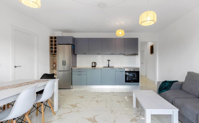 Resale - Apartment -
Torrevieja - La Mata