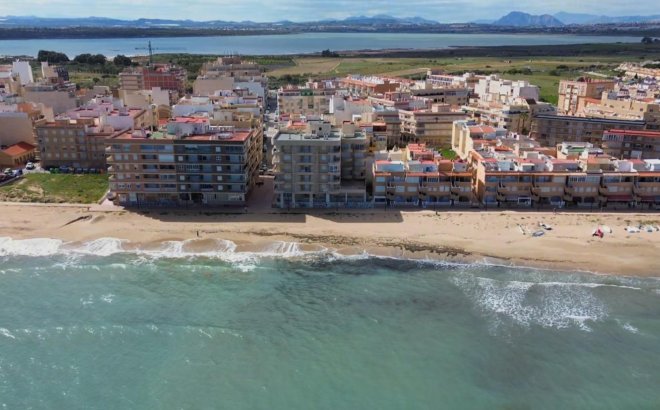 Resale - Apartment -
Torrevieja - La Mata