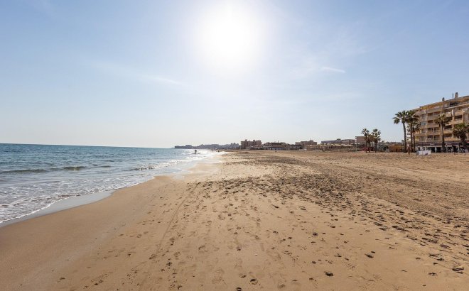 Resale - Apartment -
Torrevieja - La Mata