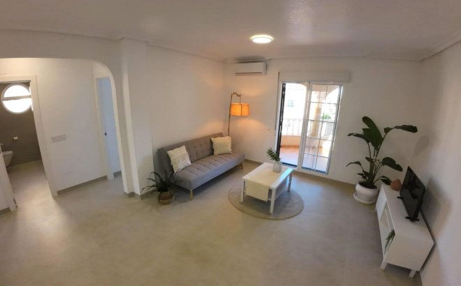 Herverkoop - Appartement -
Orihuela Costa - Lomas de Cabo Roig