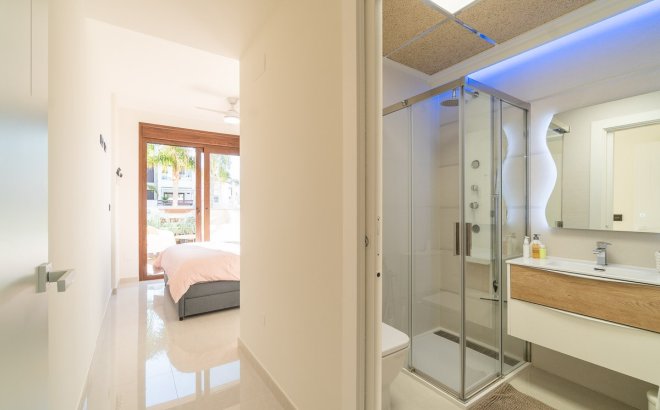 Herverkoop - Appartement -
Orihuela Costa - Costa Blanca