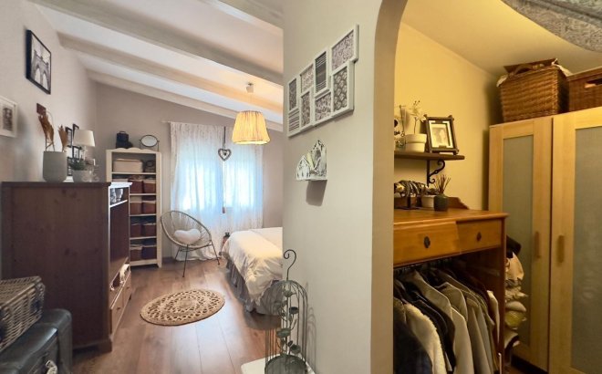 Resale - Villa -
Torrevieja - Torreblanca