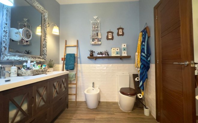 Resale - Villa -
Torrevieja - Torreblanca