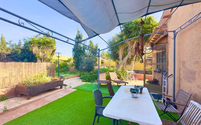 Resale - Villa -
Torrevieja - Torreblanca