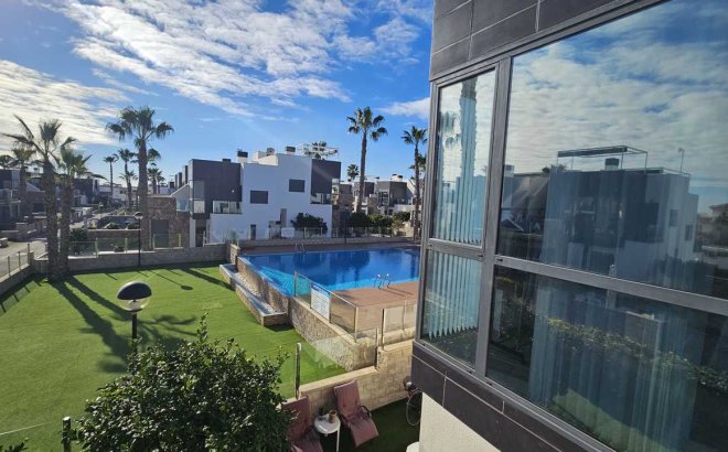 Resale - Villa -
Orihuela Costa - Costa Blanca