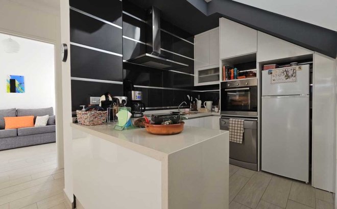 Resale - Villa -
Orihuela Costa - Costa Blanca