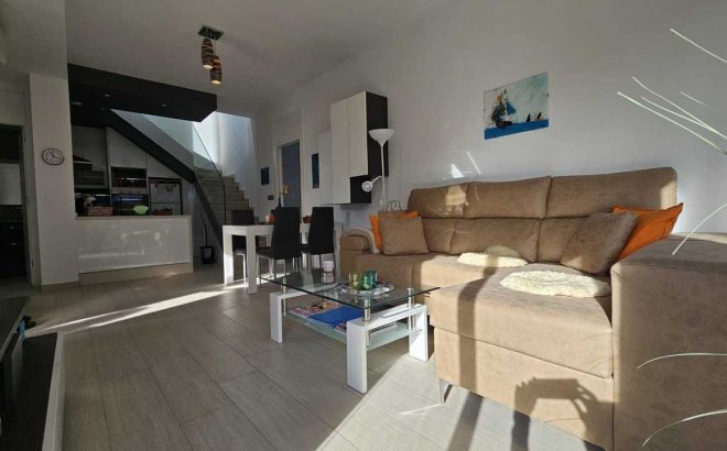 Resale - Villa -
Orihuela Costa - Costa Blanca