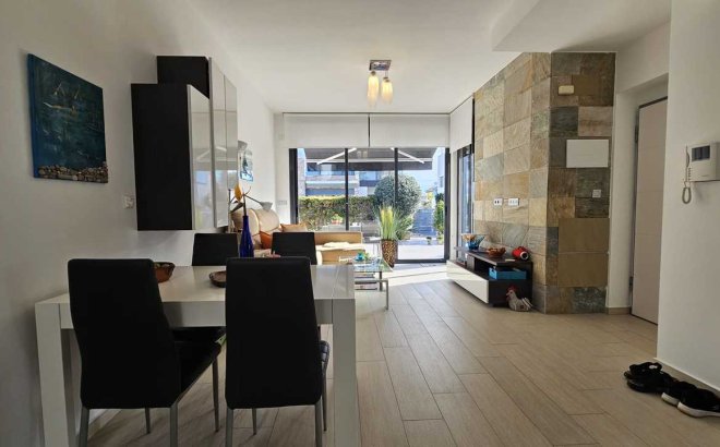 Resale - Villa -
Orihuela Costa - Costa Blanca