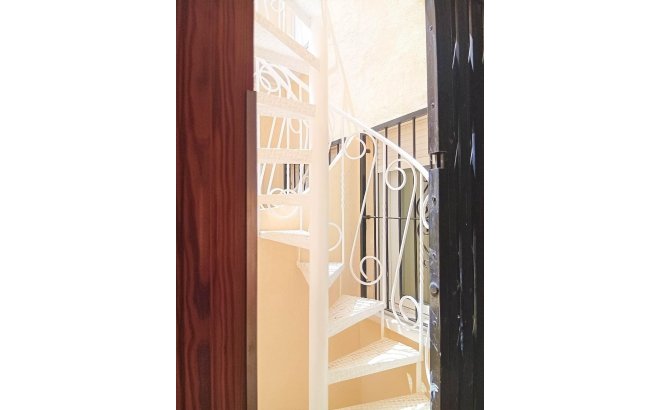 Resale - Apartment -
Orihuela Costa - La Florida