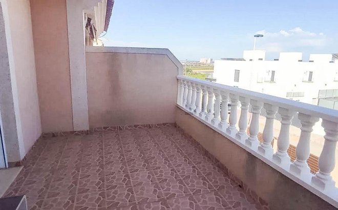 Herverkoop - Town House -
Torrevieja - Los Altos