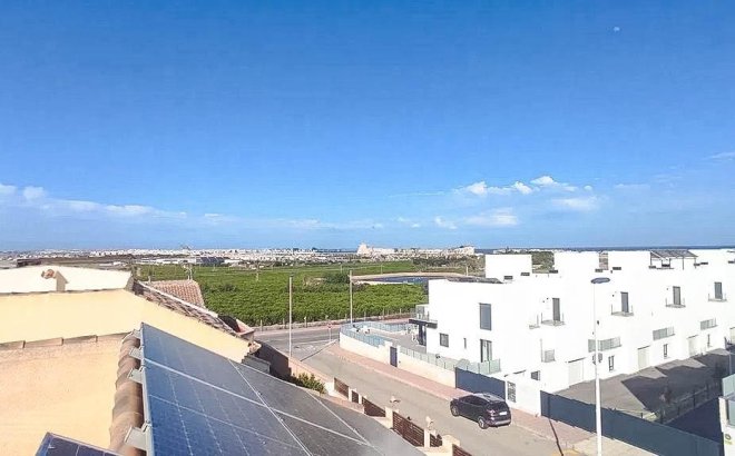 Herverkoop - Town House -
Torrevieja - Los Altos