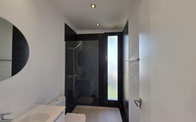 Revente - Villa -
Orihuela Costa - Villamartín