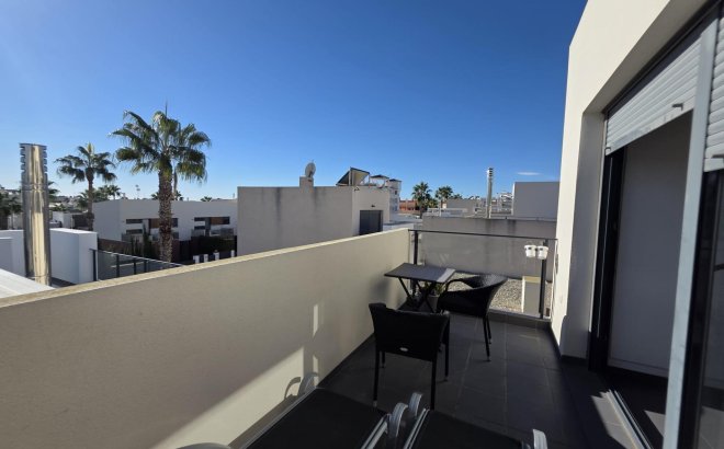 Revente - Villa -
Orihuela Costa - Villamartín