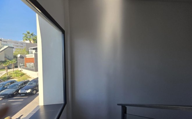 Revente - Villa -
Orihuela Costa - Villamartín