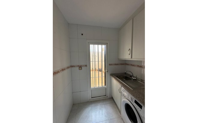 Herverkoop - Bungalow -
Torrevieja