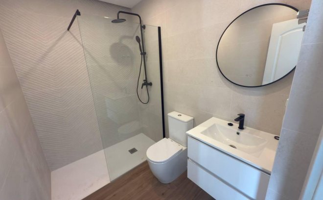 Resale - Town House -
Torrevieja - Aguas Nuevas