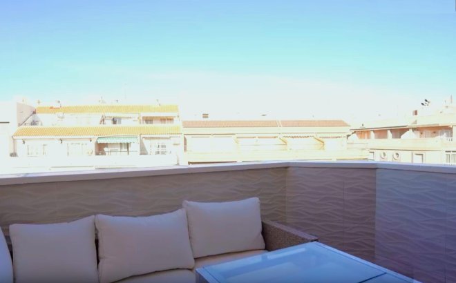 Resale - Penthouse -
Torrevieja - Playa del Cura