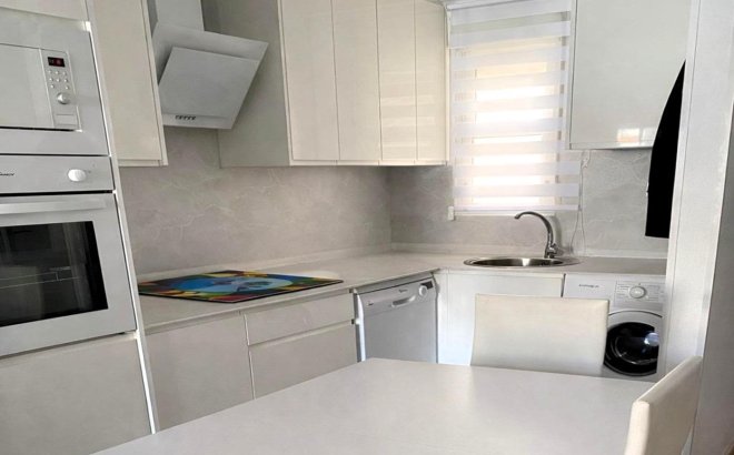 Resale - Penthouse -
Torrevieja - Playa del Cura