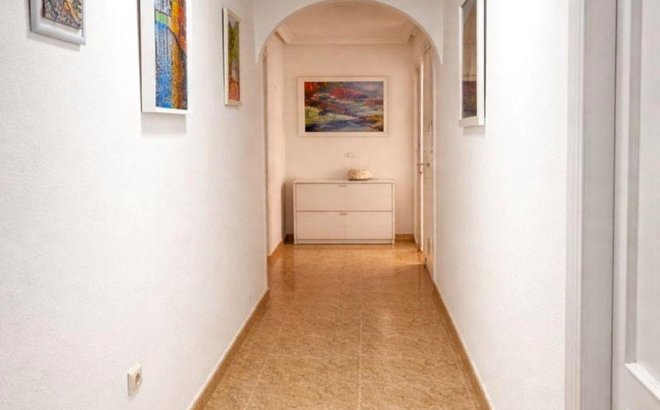 Resale - Penthouse -
Torrevieja - Playa del Cura