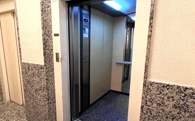 Resale - Penthouse -
Torrevieja - Playa del Cura