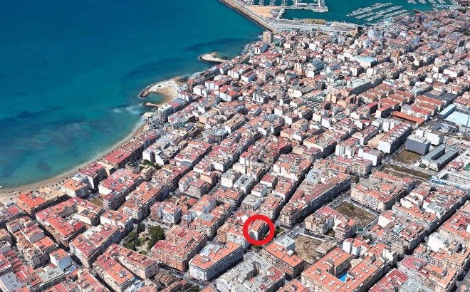 Resale - Penthouse -
Torrevieja - Playa del Cura