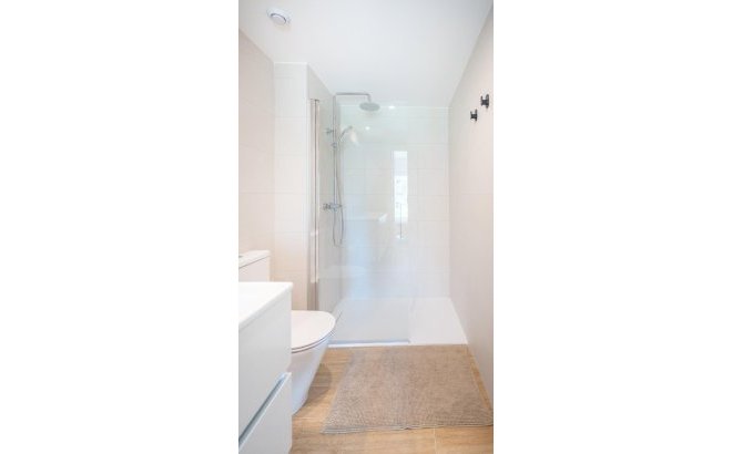 Resale - Apartment -
Torrevieja - Punta Prima