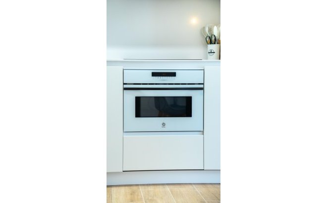 Resale - Apartment -
Torrevieja - Punta Prima