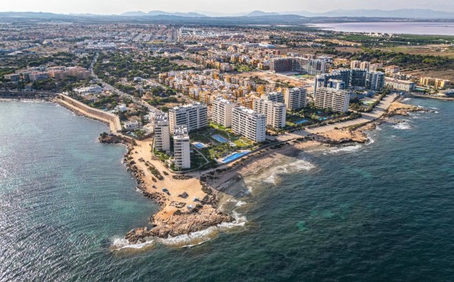 Resale - Apartment -
Torrevieja - Punta Prima