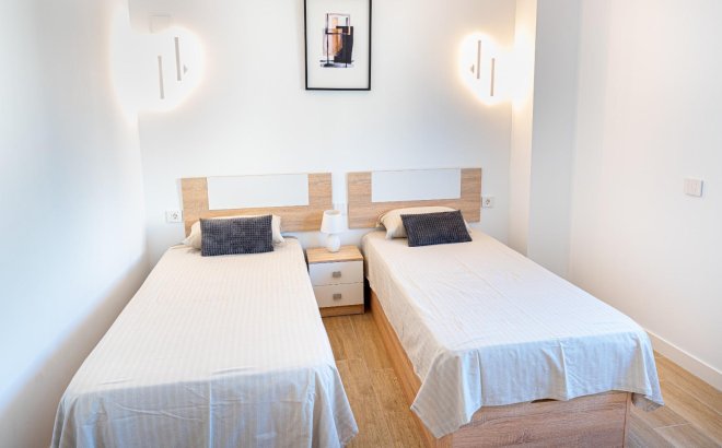 Resale - Apartment -
Torrevieja - Punta Prima