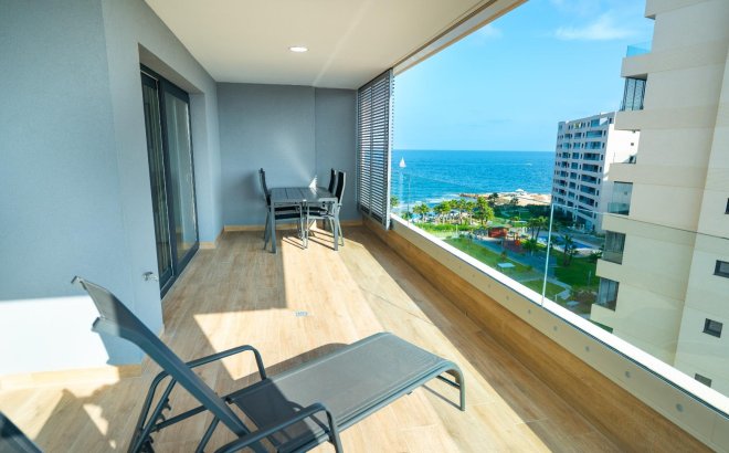 Resale - Apartment -
Torrevieja - Punta Prima