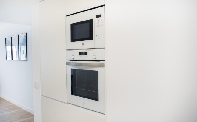 Resale - Apartment -
Torrevieja - Punta Prima