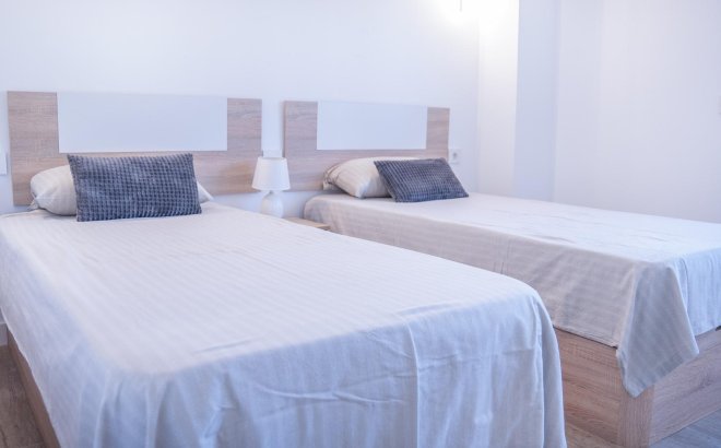 Resale - Apartment -
Torrevieja - Punta Prima