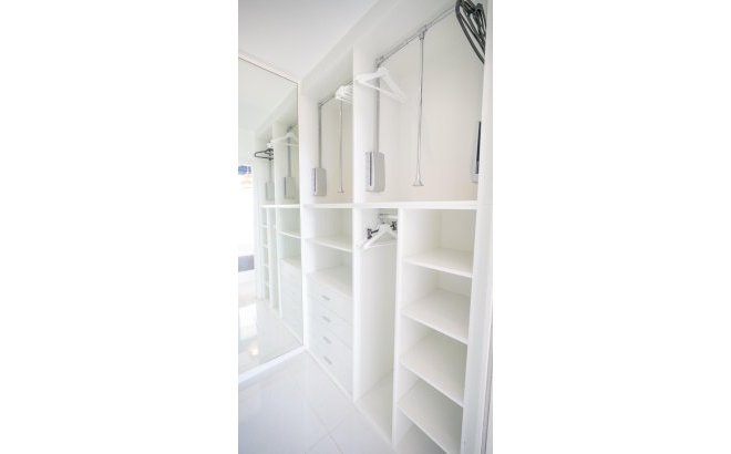 Revente - Penthouse -
Torrevieja - Punta Prima