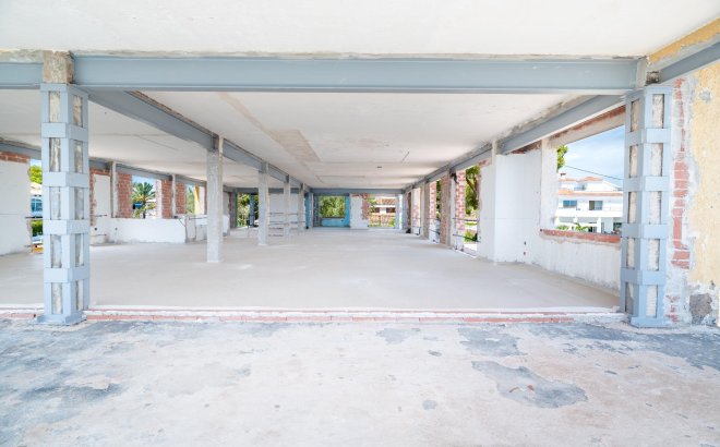 Revente - Villa -
Cabo Roig