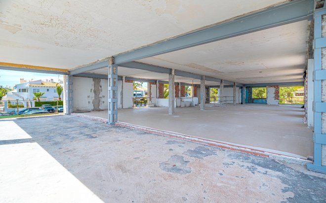 Revente - Villa -
Cabo Roig