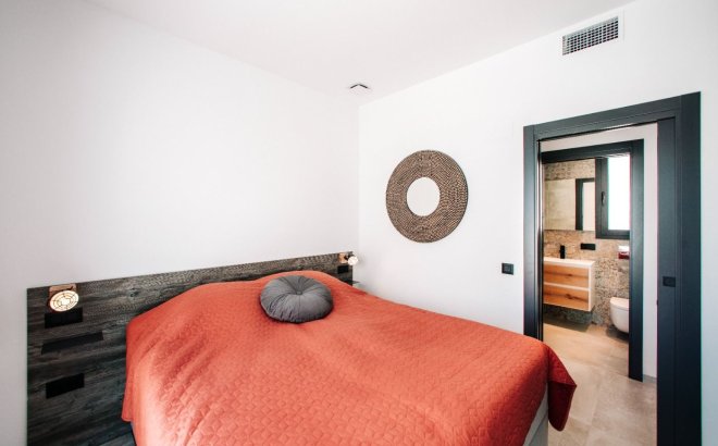 New Build - Top Floor Bungalow -
Rojales - La Marquesa Golf