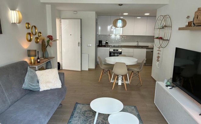 Resale - Apartment -
Torrevieja - Costa Blanca